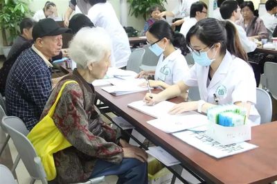 越秀老人可免費(fèi)申領(lǐng)200元健康體檢券，18個(gè)街道聯(lián)系方式一覽